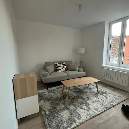 Maisonnette Numero 7 *
